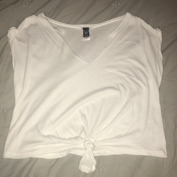Windsor Tops - White top